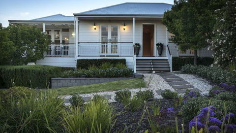 The Summer House - Accommodation Mount Tamborine 1