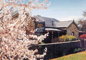 Mintaro Hideaway - Accommodation Mount Tamborine 0