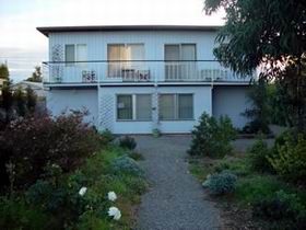Salty Grape Beach House - Accommodation Mount Tamborine 0