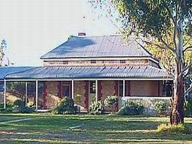 O'Deas Cottage - Accommodation Mount Tamborine 0