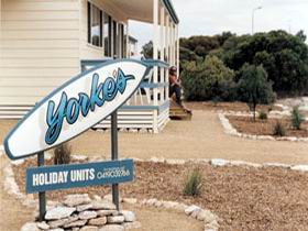 Yorke's Holiday Units - Accommodation Mount Tamborine 0