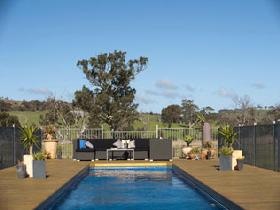 Victor Harbor Waterhouse Retreat - Accommodation Mount Tamborine 0
