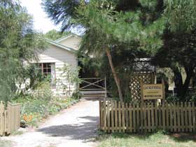 Cockleshell Cottage - Accommodation Mount Tamborine 0
