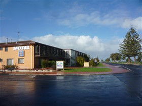 Lacepede Bay Motel And Restaurant - Accommodation Mount Tamborine 0