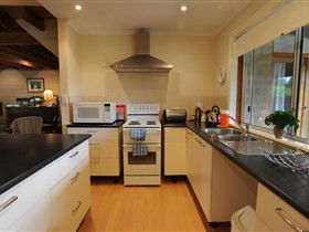Kangaroo Island Garden Cottages - Accommodation Mount Tamborine 0