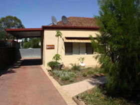 Loxton Smiffy's Bed And Breakfast (Sadlier Street) - Accommodation Mount Tamborine 0
