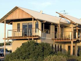 Tipara - Accommodation Mount Tamborine 0