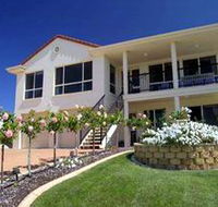 Scenic Encounter Bed and Breakfast - Accommodation Mount Tamborine