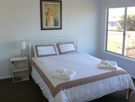 Beachport Escape - Accommodation Mount Tamborine 3