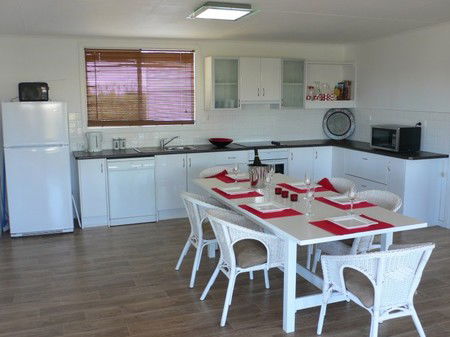 Beachport Escape - Accommodation Mount Tamborine 4