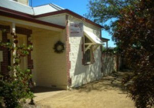 Wild Berry Cottage - Accommodation Mount Tamborine 2