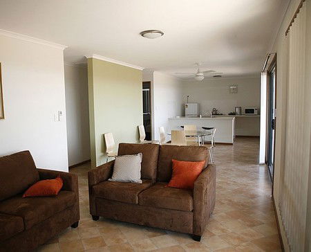 Clayton Station - Accommodation Mount Tamborine 2