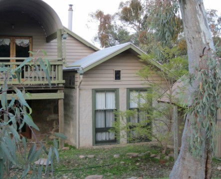 Kookaburra Creek Retreat - Accommodation Mount Tamborine 3