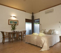 Feathers Sanctuary - Accommodation Mount Tamborine 4