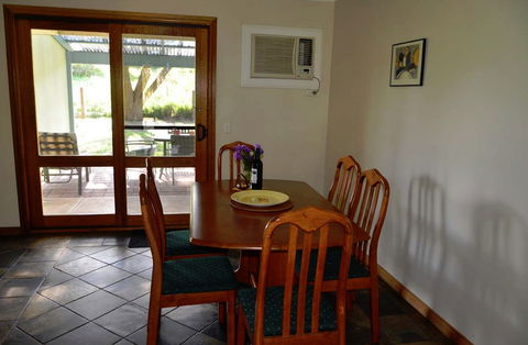 The Beach House - Normanville - Accommodation Mount Tamborine 4