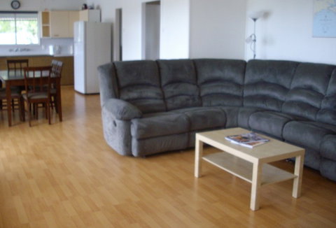 Riverfront Holiday House - Accommodation Mount Tamborine 0