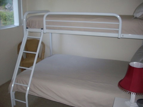 Riverfront Holiday House - Accommodation Mount Tamborine 5