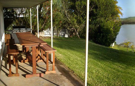 Riverfront Holiday House - Accommodation Mount Tamborine 10