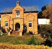 Old School House - Accommodation Mount Tamborine