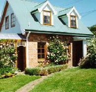Conmel Cottage - Accommodation Mount Tamborine