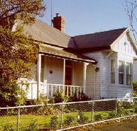 Majestic View Emily Cottage - Accommodation Mount Tamborine