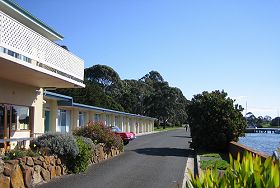 Waterfront Wynyard - The - Accommodation Mount Tamborine 0