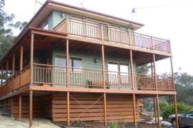 Coles Bay House - Accommodation Mount Tamborine 0