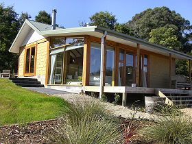 Glendevie TAS Accommodation Mount Tamborine