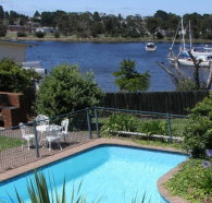 Leisure Inn Waterfront Lodge - Accommodation Mount Tamborine