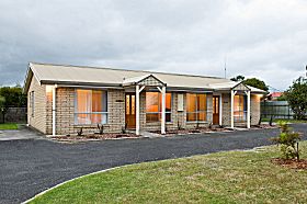 Leisureville Holiday Villas - Accommodation Mount Tamborine 0