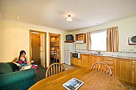 Leisureville Caravan Park - Accommodation Mount Tamborine 0
