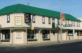 New Norfolk Hotel - Accommodation Mount Tamborine 0