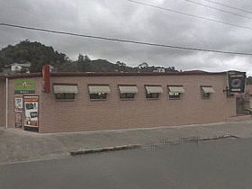 Queenstown Railway Hotel - Accommodation Mount Tamborine 0
