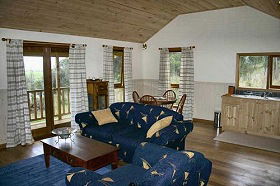 Coal Valley Cottage - Accommodation Mount Tamborine 0