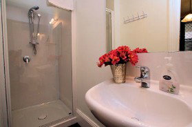 Hi George - Accommodation Mount Tamborine 2