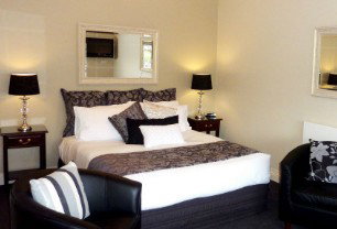 Kurrajong House - Accommodation Mount Tamborine 3