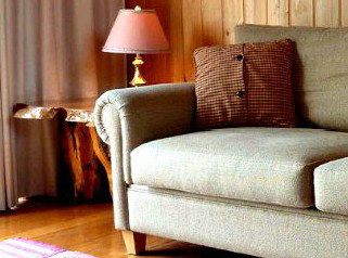 Hazelcreek Cottages - Accommodation Mount Tamborine 3