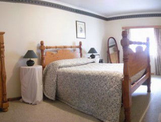 Colonial Cottages Of Ross - Captain Samuels Cottage - Accommodation Mount Tamborine 1