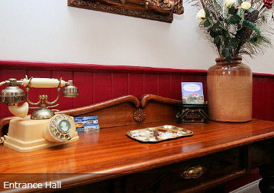 Redcliffe House - Accommodation Mount Tamborine 3