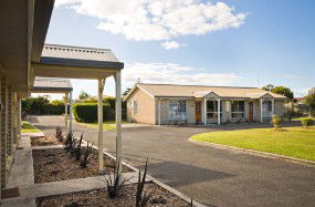 Leisureville Caravan Park - Accommodation Mount Tamborine 2