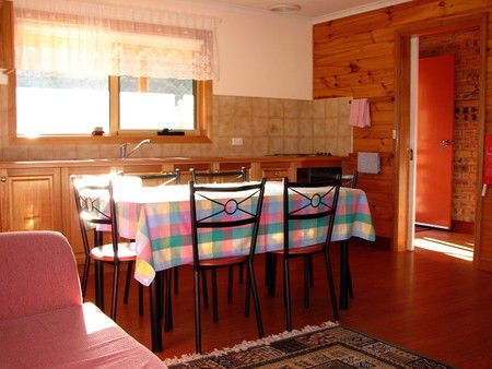 Stringy Bark Holiday Accommodation - Accommodation Mount Tamborine 2