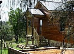 Coal Valley Cottage - Accommodation Mount Tamborine 2