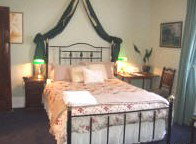 Undine Colonial Accommodation - Accommodation Mount Tamborine 2