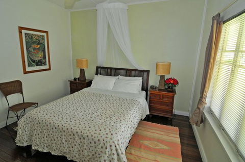 Cairns Holiday Homes Wilks House - Accommodation Mount Tamborine 3