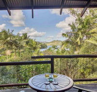 Secrets on the Lake - Accommodation Mount Tamborine