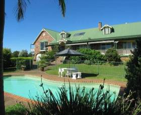 The Lodge - Far Meadow - Accommodation Mount Tamborine 0