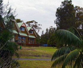 Berrara Waters Chalet - Accommodation Mount Tamborine 0