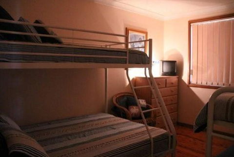 Plantation Point Beach House - Accommodation Mount Tamborine 2