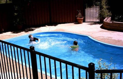Castlemaine Central Cabin & Van Park - Accommodation Mount Tamborine 3