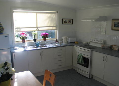 The Lodge - Far Meadow - Accommodation Mount Tamborine 4